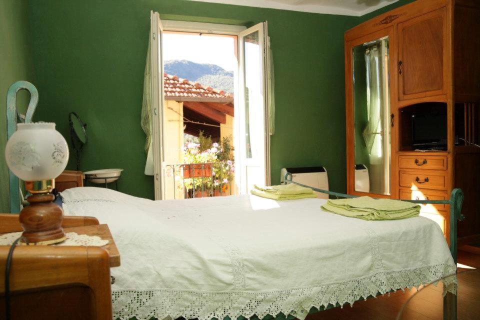 B&B Pisolo E I Persi Pien Roccasparvera ภายนอก รูปภาพ