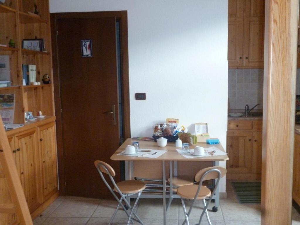 B&B Pisolo E I Persi Pien Roccasparvera ห้อง รูปภาพ