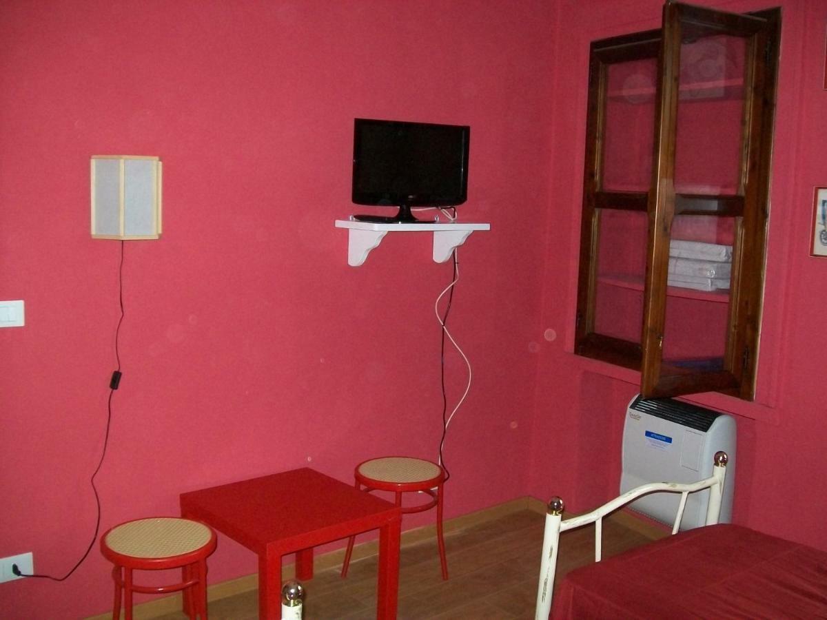 B&B Pisolo E I Persi Pien Roccasparvera ภายนอก รูปภาพ