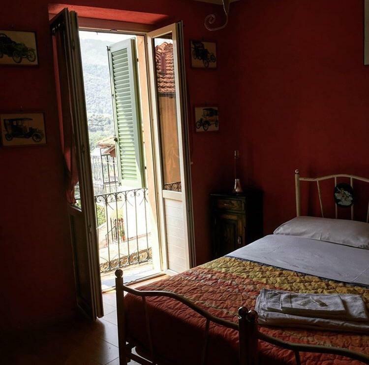 B&B Pisolo E I Persi Pien Roccasparvera ภายนอก รูปภาพ